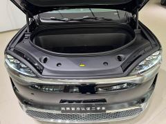 AITO M9 Pure Electric Ultra 6-Seater - фото 14