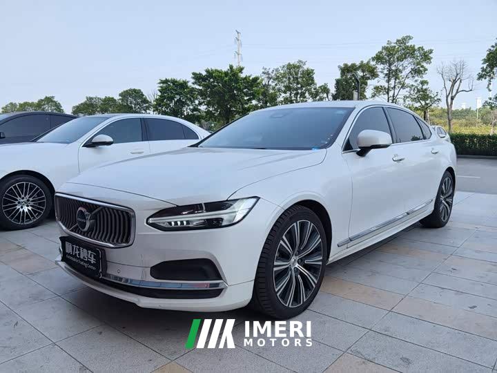 Volvo S90 B5 Smart Luxury Edition - car from China