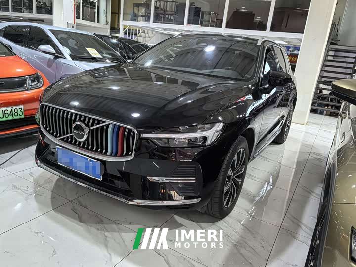 Volvo XC60 B5 AWD Smart Remote Luxury Edition - car from China