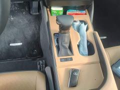 Lexus ES 200 Excellence Edition - photo 13