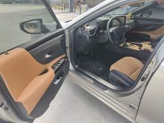 Lexus ES 200 Excellence Edition - photo 15