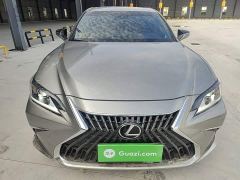 Lexus ES 200 Excellence Edition - photo 2