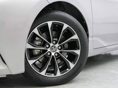 Toyota Avalon 2.0L Premium Edition - ფოტო 3