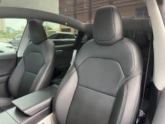 Tesla Model Y Long Range All-Wheel Drive Launch Edition - фото 16