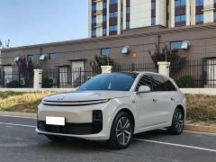 Li Auto L6 Pro Smart Refresh Edition - фото 1