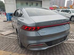 BYD Qin PLUS Glory Edition DM-i 55KM Leading - фото 4