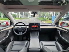 Tesla Model Y Rear-Wheel Drive - ფოტო 6