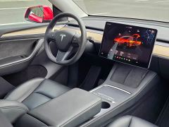 Tesla Model Y Rear-Wheel Drive - ფოტო 7