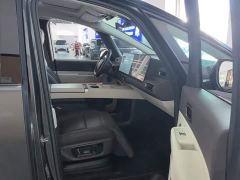 Li Auto Li Xiang MEGA Ultra - photo 8