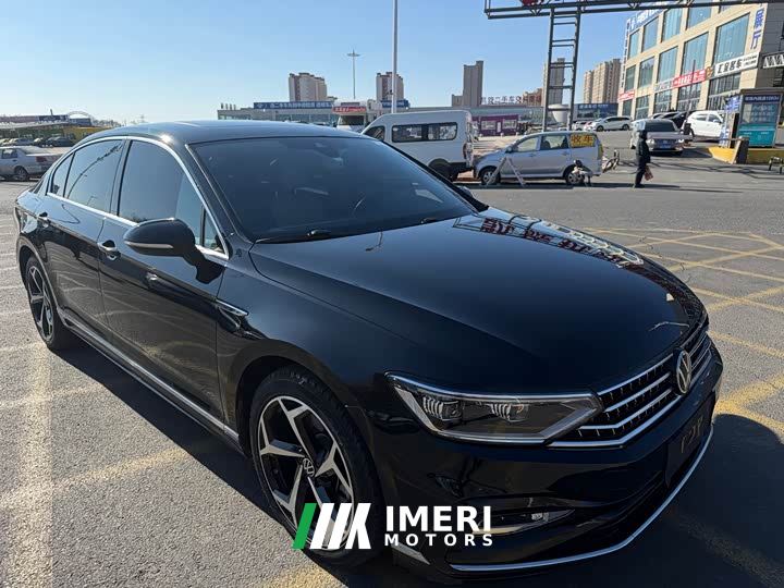 Volkswagen Magotan 2 Million Units Commemorative Edition 330TSI DSG Luxury