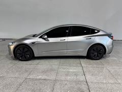 Tesla Model 3 Rear-Wheel Drive - photo 2