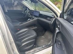 Roewe MG RX5 1.5T Deluxe Sliding Screen Edition - photo 14