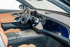 Mercedes-Benz E Class E-Class Facelift E 300 L Luxury - фото 17