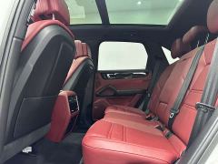 Porsche Cayenne 3.0T Platinum Edition - photo 11