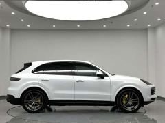 Porsche Cayenne 3.0T Platinum Edition - photo 2