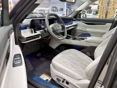 Ford Sharp Circles L 2.0T EcoBoost EPHEVAWDFlagship Version - ფოტო 10
