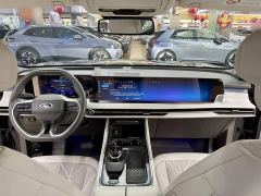 Ford Sharp Circles L 2.0T EcoBoost EPHEVAWDFlagship Version - ფოტო 17