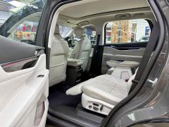 Ford Sharp Circles L 2.0T EcoBoost EPHEVAWDFlagship Version - ფოტო 20