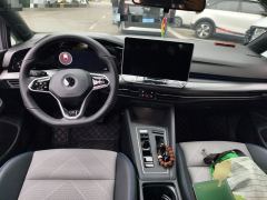 Volkswagen Golf 300TSI R-Line - ფოტო 10