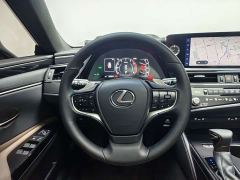 Lexus ES 300h Premium Edition - ფოტო 9