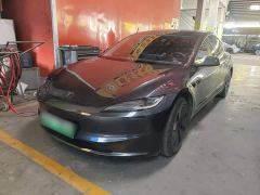 Tesla Model 3 Rear-Wheel Drive - ფოტო 1