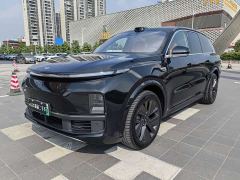 Li Auto L8 Max - ფოტო 1