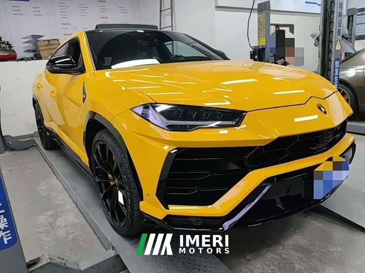 Lamborghini Urus 4.0T V8 - автомобиль из Китая