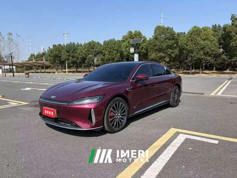 2025 Chery Fengyun A9L Four-Wheel Drive High-Performance Peak Edition