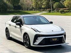Lynk & Co 03 1.5T DCT Pro - photo 3