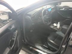 Ford Focus Hatchback EcoBoost 180 Automatic ST Line - photo 15