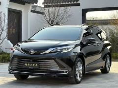 Toyota Sienna Dual-Engine 2.5L RWD Luxury Edition - фото 2