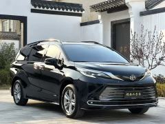 Toyota Sienna Dual-Engine 2.5L RWD Luxury Edition - фото 3