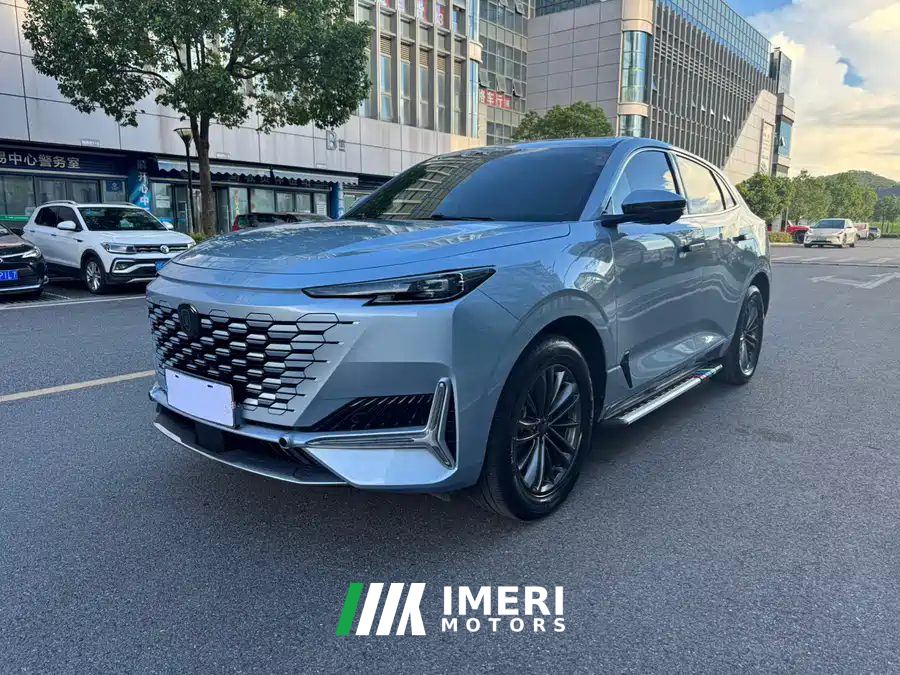 Changan UNI-K 2.0T Two-Wheel Drive Deluxe Edition - автомобиль из Китая