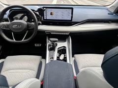 Geely Xingui Xingrui 2.0T Prestigious Edition - ფოტო 8