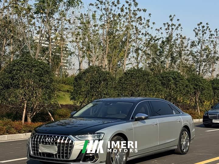 Audi A8 A8L Horch Founder Edition Classic - автомобиль из Китая