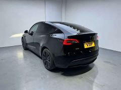 Tesla Model Y Rear-Wheel Drive - фото 5