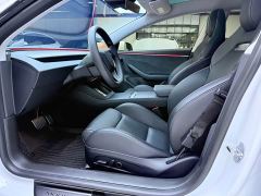 Tesla Model 3 High Performance All-Wheel Drive - ფოტო 7