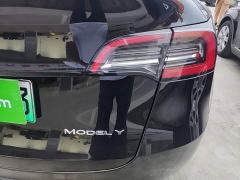 Tesla Model Y Rear-Wheel Drive - ფოტო 7