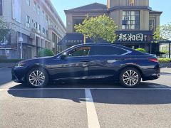 Lexus ES 200 Excellence Edition - фото 3