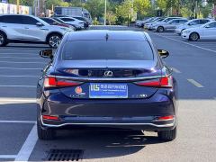 Lexus ES 200 Excellence Edition - фото 5
