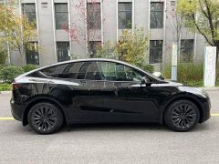 Tesla Model Y Rear-Wheel Drive - photo 5