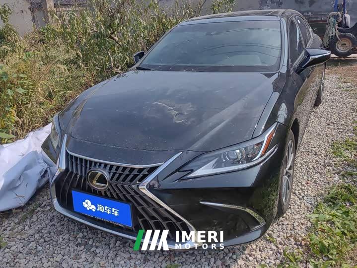 Lexus ES 200 Luxury - автомобиль из Китая