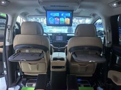 Denza D9 DM-i 980 Four-Wheel Drive Premium - фото 9