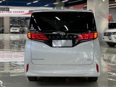 Toyota Alphard Dual-Engine 2.5L Luxury Edition - фото 5
