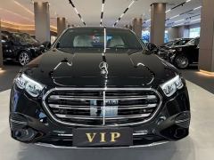 Mercedes-Benz E Class E-Class E 300 L Sport Deluxe - фото 1