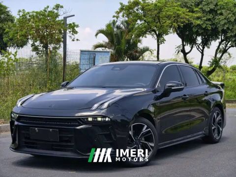 2025 Lynk & Co 03 Champion Edition 1.5T Dual clutch 2WD Plus 5-seater - автомобиль из Китая