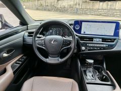 Lexus ES 200 Excellence Edition - ფოტო 10