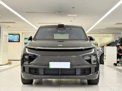 Li Auto L9 Pro - ფოტო 2