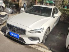 Volvo S60 B4 Smart Luxury Edition - ფოტო 1