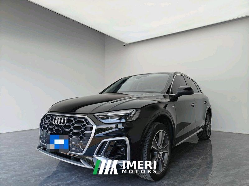 Audi Q5L 45 TFSI Luxury Dynamic Edition - автомобиль из Китая